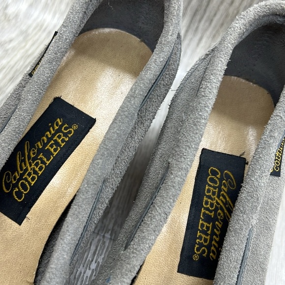California Cobblers 1970s Suede wood Block Heel Pumps - Picture 4 of 13